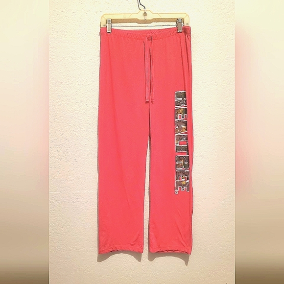 💚5/$25 Real Tree Pink Graphic Lounge Pants Size Small - Picture 2 of 3